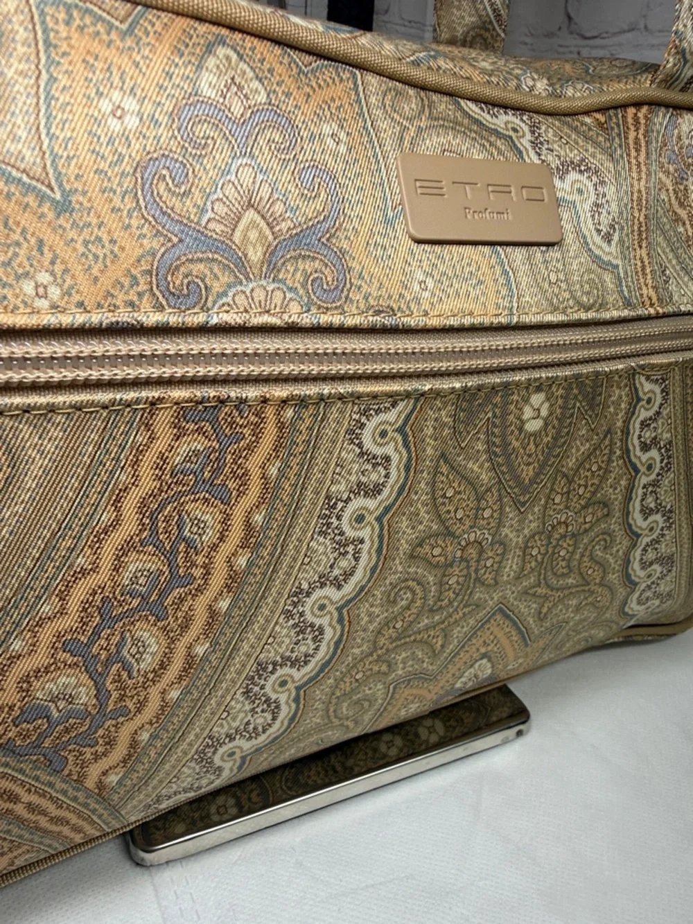 Etro Profumi Paisley Canvas Large Shoulder Bag 11.75x6.5x3.25in NWOT - Picture 4 of 14